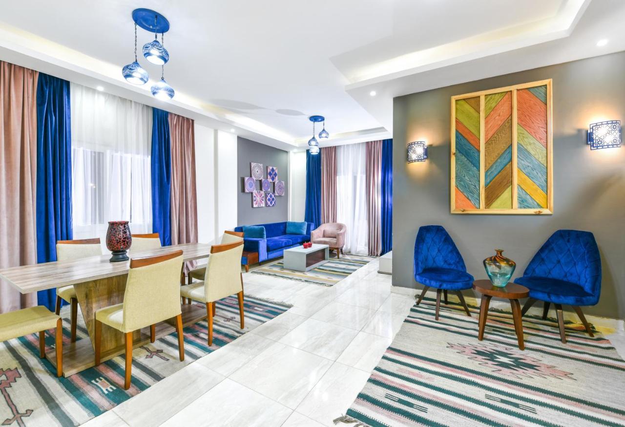 אל עלמיין Tolip North Coast Hotel מראה חיצוני תמונה A suite at the hotel