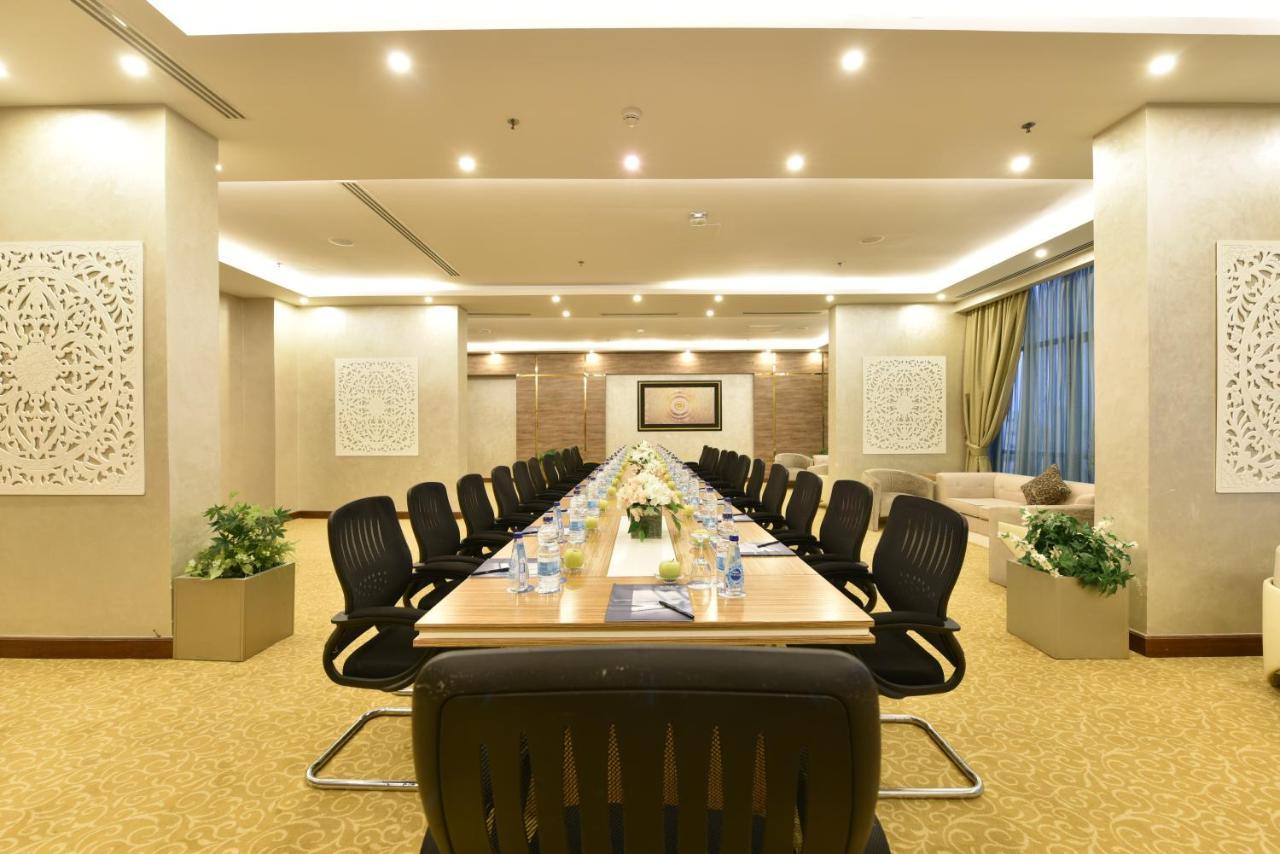 אל עלמיין Tolip North Coast Hotel מראה חיצוני תמונה Meeting room